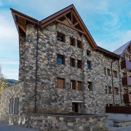 Belvilla By Oyo In Benasque, Cleaning Included *