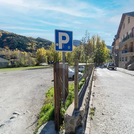 Stone House Near Cerler Resort, Cleaning Included Apartament